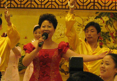 點(diǎn)擊放大鼠標(biāo)滾輪控制大小
